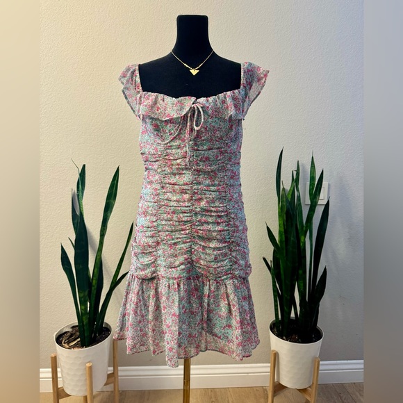 ASTR THE LABEL MINI DRESS LARGE PINK TEAL FLORAL RUCHED RUFFLED LIGHTWEIGHT NWOT - Picture 1 of 10